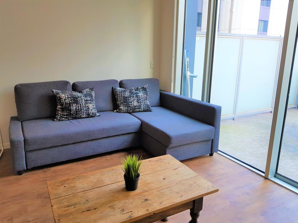 Readyset Apartments At Liberty เมลเบิร์น ภายนอก รูปภาพ