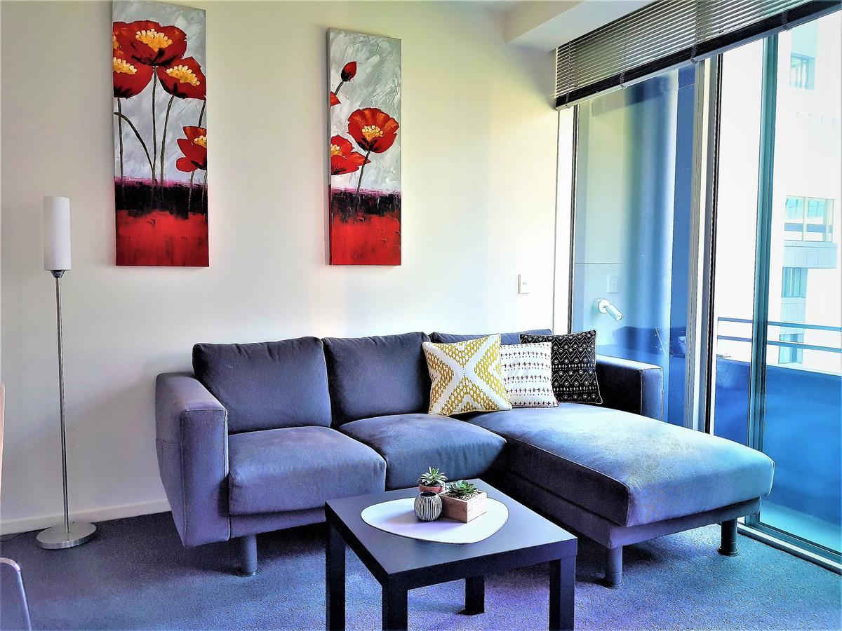Readyset Apartments At Liberty เมลเบิร์น ภายนอก รูปภาพ