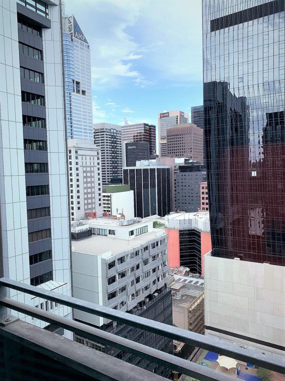 Readyset Apartments At Liberty เมลเบิร์น ภายนอก รูปภาพ